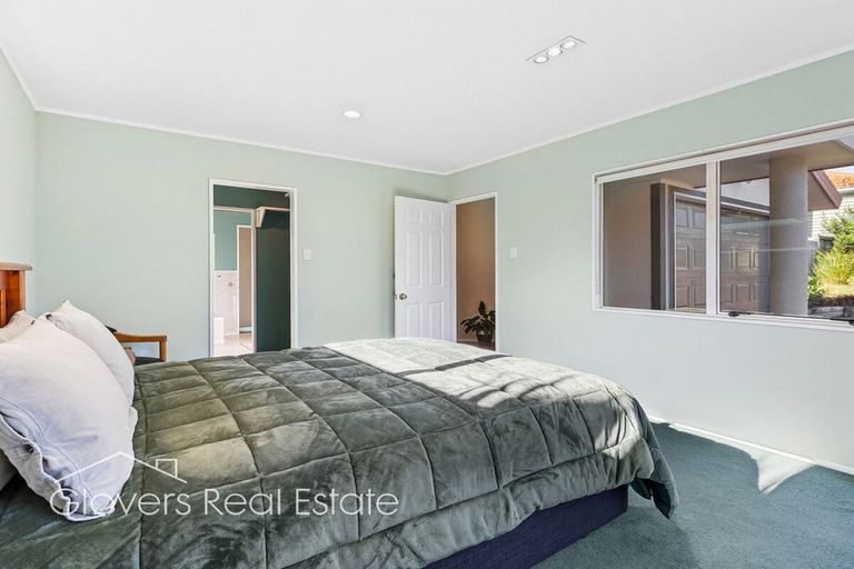 Photo of property in 9b Ambler Avenue, Glen Eden, Auckland, 0602