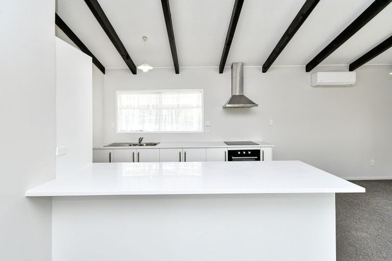 Photo of property in 2/162 Porchester Road, Papakura, 2110