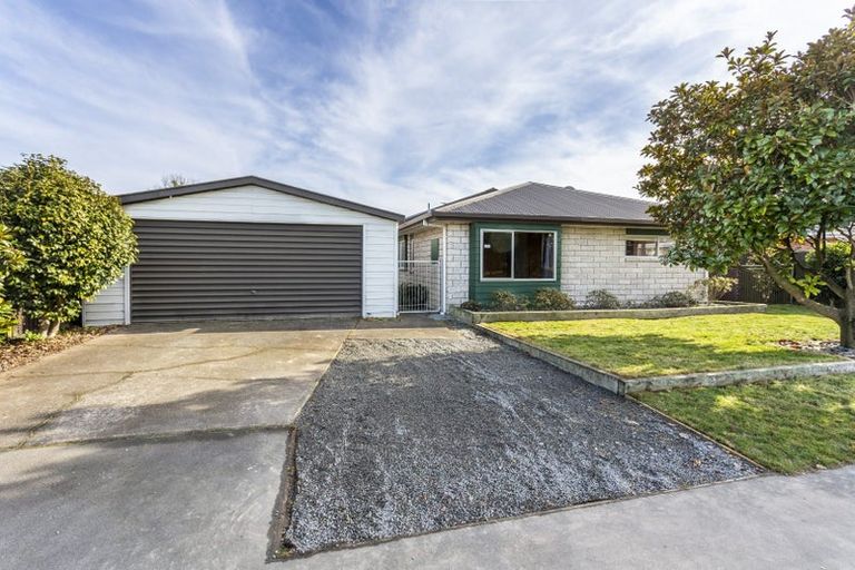 Photo of property in 1/80 Middlepark Road, Sockburn, Christchurch, 8042