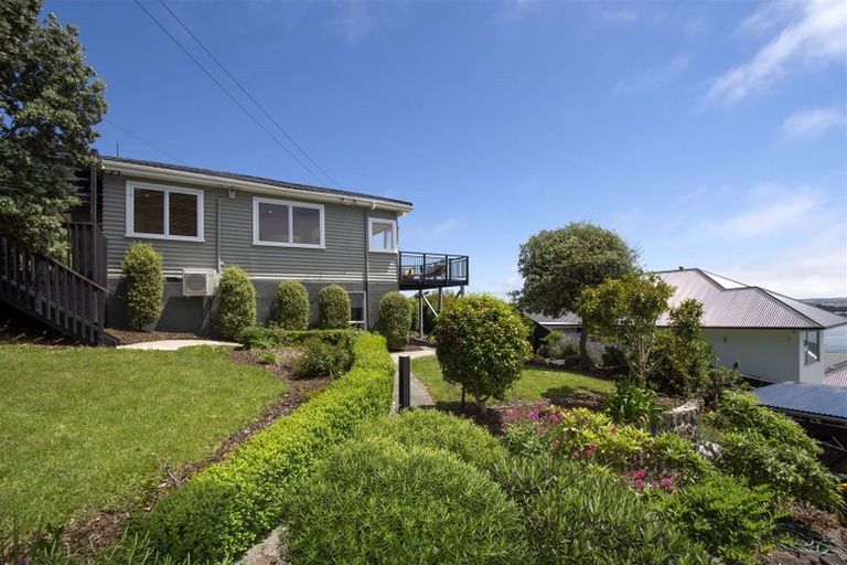Photo of property in 51 Marama Crescent, Mount Pleasant, Christchurch, 8081