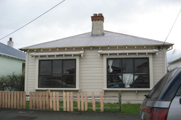 Photo of property in 212 Oxford Street, South Dunedin, Dunedin, 9012