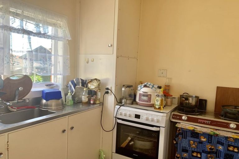 Photo of property in 5/5 Aratonga Avenue, Greenlane, Auckland, 1051