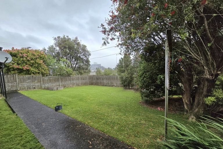 Photo of property in 29 Hall Road, Matua, Tauranga, 3110