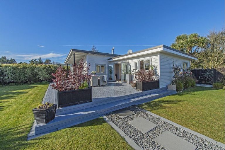 Photo of property in 31 Broadway Avenue, Waikuku Beach, 7473