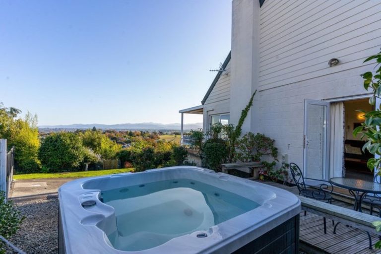 Photo of property in 4 Kauri Grove, Lansdowne, Masterton, 5810