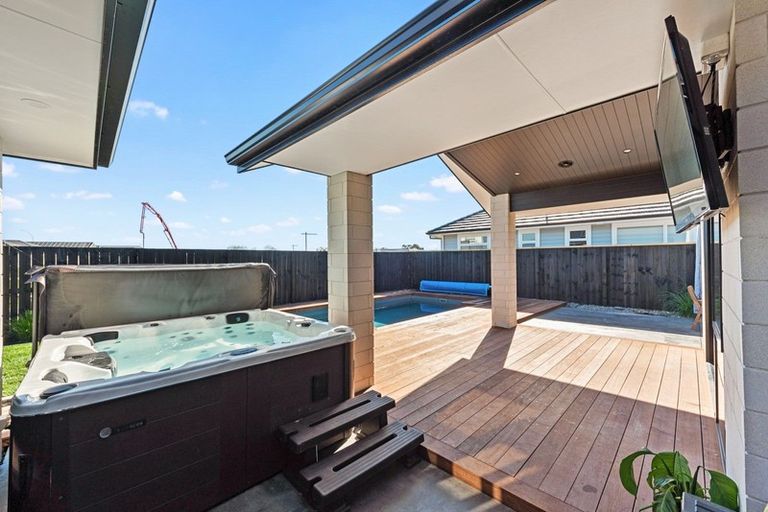 Photo of property in 3 The Meadows Drive, Flagstaff, Hamilton, 3210