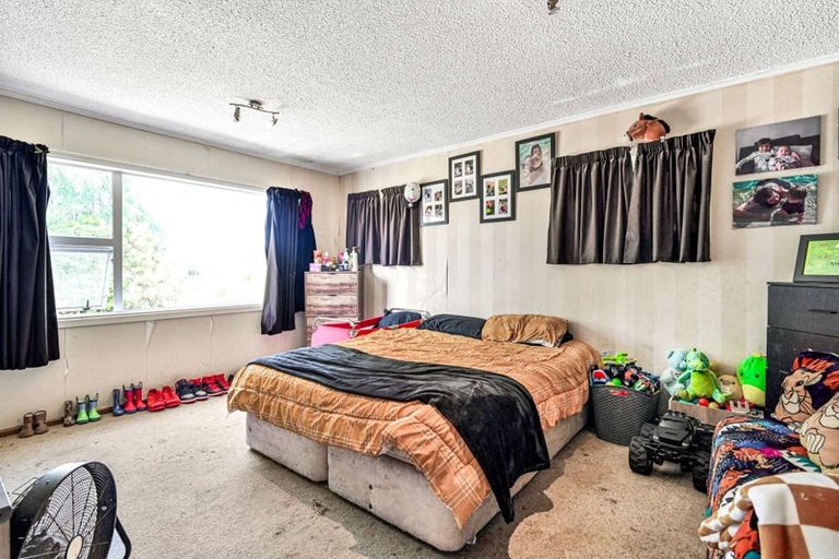 Photo of property in 77 Wycliffe Street, Onekawa, Napier, 4110