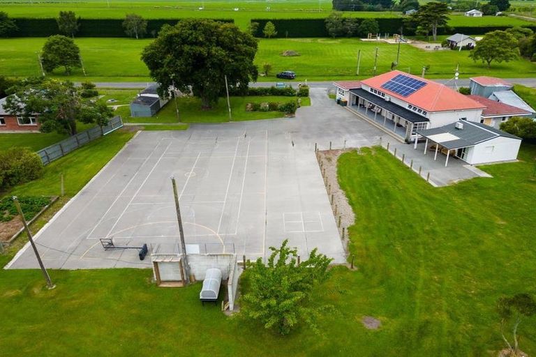 Photo of property in Former Morven School, 41 Donald Street, Morven, Waimate, 7980
