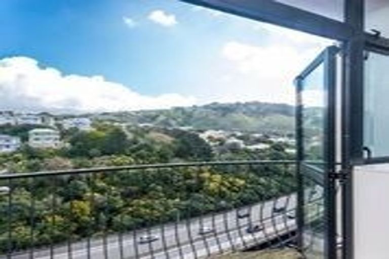Photo of property in Terrace Garden Apartments, 12b/120 The Terrace, Wellington Central, Wellington, 6011