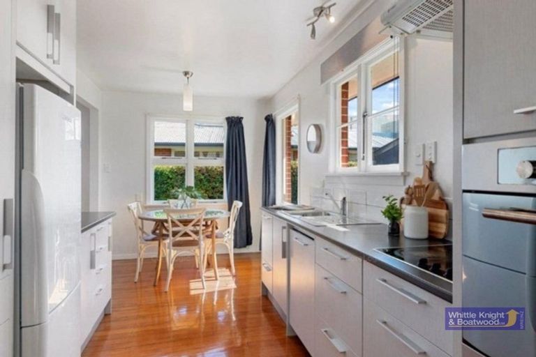 Photo of property in 33 Arthur Street, Upper Riccarton, Christchurch, 8041