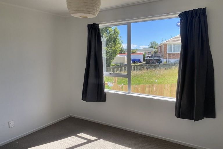 Photo of property in 13c Rangiora Crescent, Wairakei, Taupo, 3332