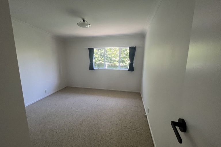 Photo of property in 1/5 Fenwick Avenue, Milford, Auckland, 0620
