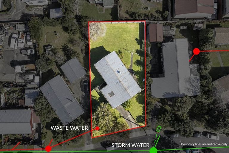 Photo of property in 4 Clendon Place, Manurewa, Auckland, 2102