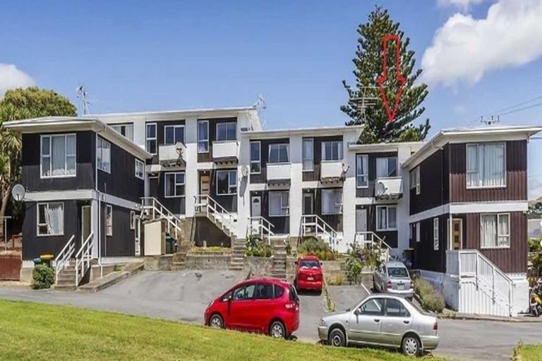 Photo of property in 1/12 Thornley Street, Titahi Bay, Porirua, 5022