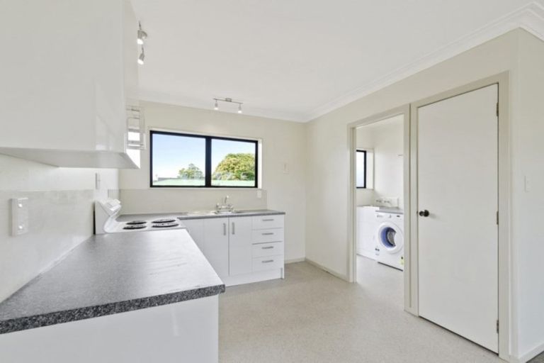 Photo of property in 1/8a View Road, Papakura, 2110