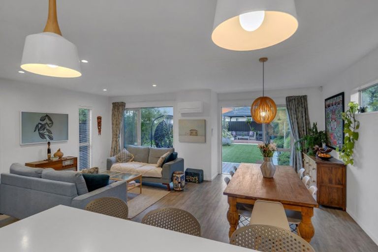 Photo of property in 372 Bower Avenue, North New Brighton, Christchurch, 8083