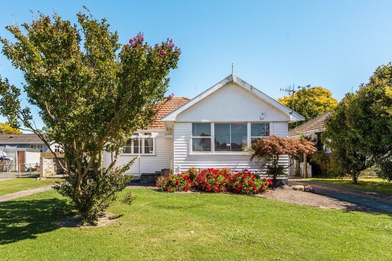 Photo of property in 27 Ward Crescent, Marewa, Napier, 4110