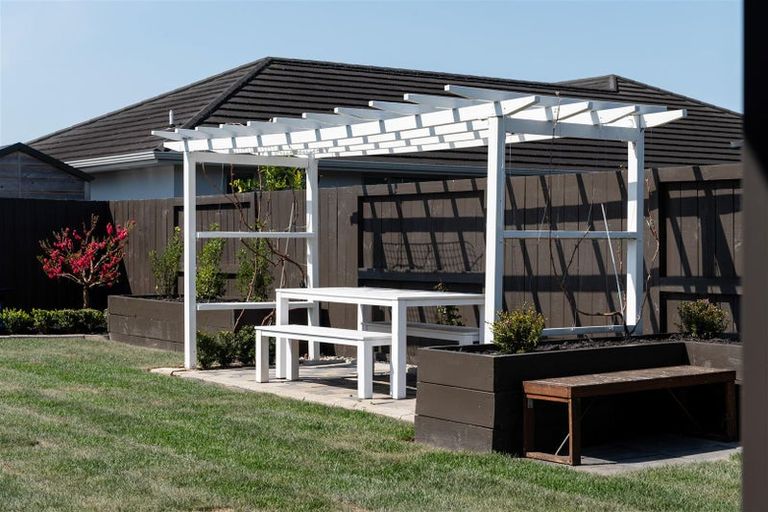 Photo of property in 3 Cordelia Court, Flagstaff, Hamilton, 3210