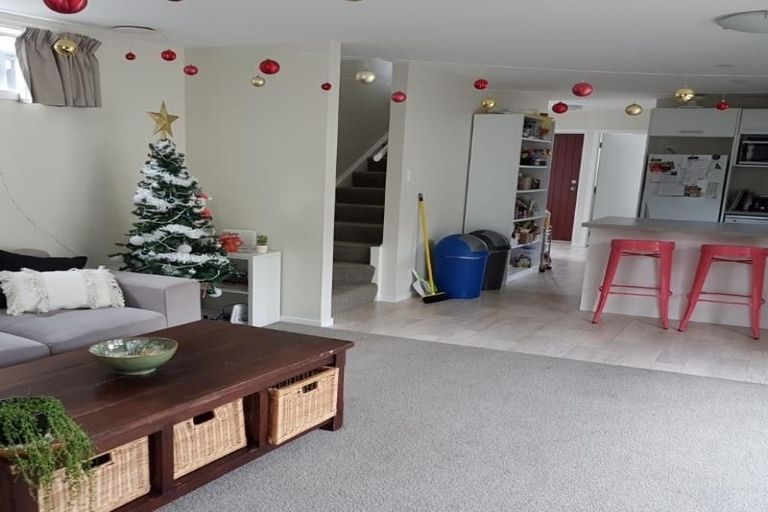 Photo of property in 2 Palm Grove, Berhampore, Wellington, 6023