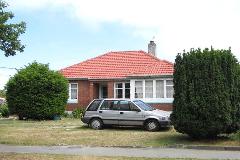 Photo of property in 37 Riley Crescent, Woolston, Christchurch, 8023