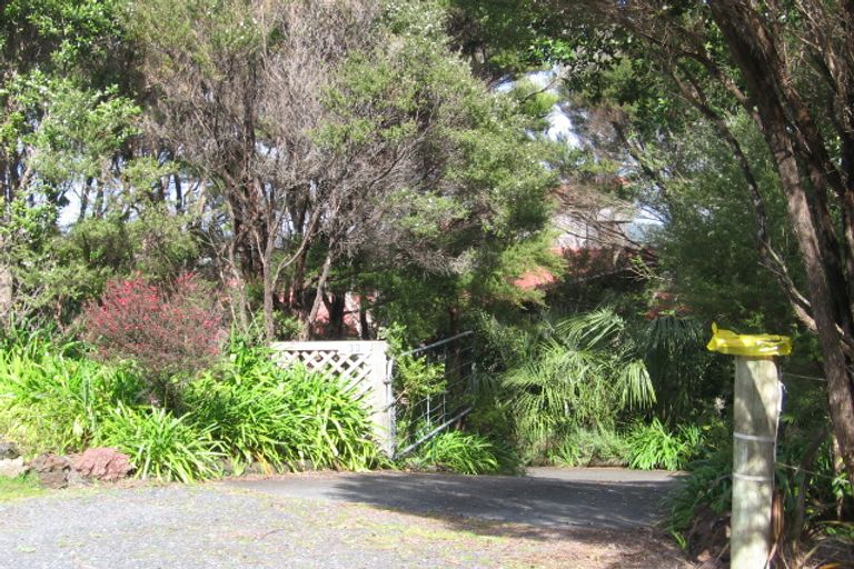 Photo of property in 33 Gilbert Mair Rise, Russell, 0272