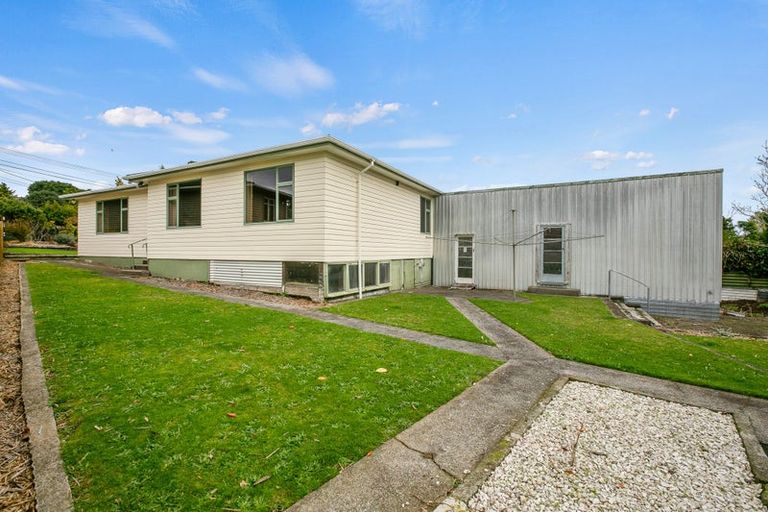 Photo of property in 5 Endeavour Street, Marfell, New Plymouth, 4310