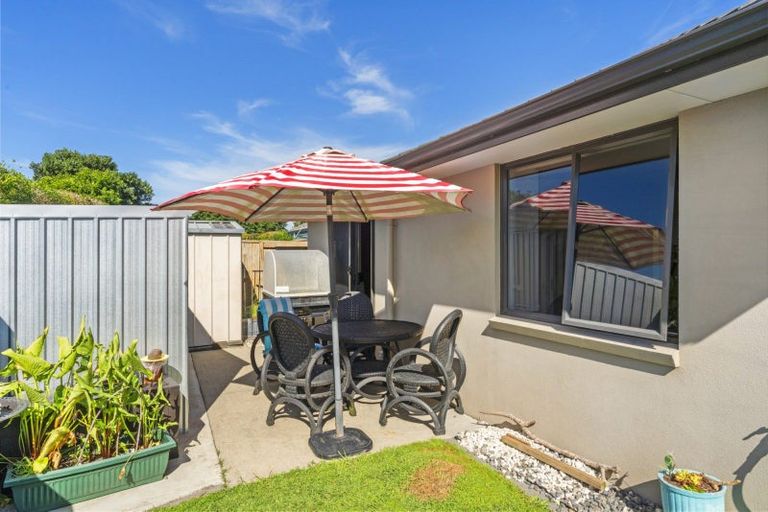 Photo of property in 6 Carrington Drive, Papamoa Beach, Papamoa, 3118