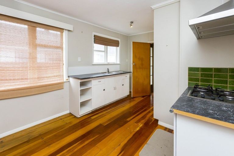 Photo of property in 2/37 Tararua Street, Trentham, Upper Hutt, 5018