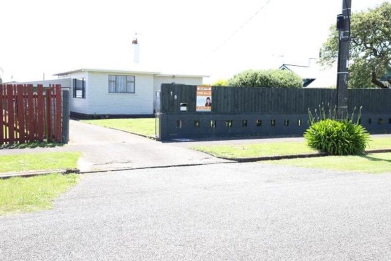 Photo of property in 18 Campbell Street, Hawera, 4610