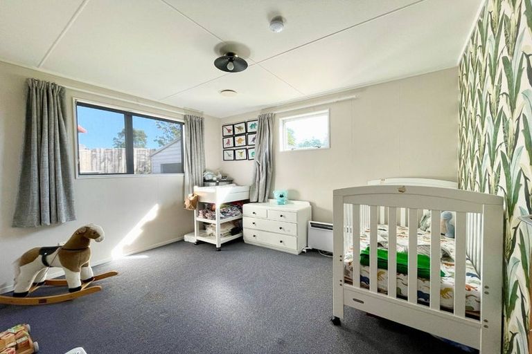 Photo of property in 10 Wicklow Place, Bell Block, New Plymouth, 4312