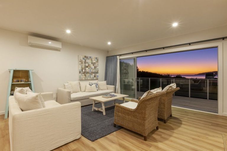 Photo of property in 68 Marine Parade, Paraparaumu Beach, Paraparaumu, 5032