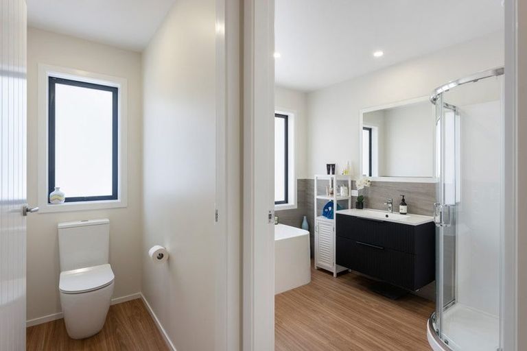 Photo of property in 5 Datum Way, Paraparaumu, 5032