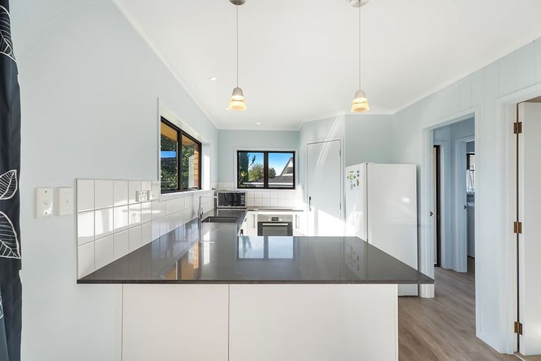 Photo of property in 17 Kauri Place, Tairua, 3508