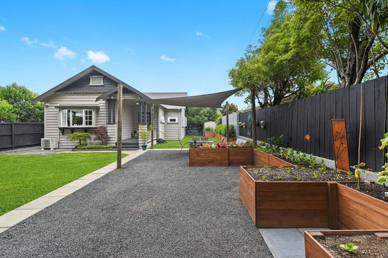 Photo of property in 10 Kitchener Street, Claudelands, Hamilton, 3214