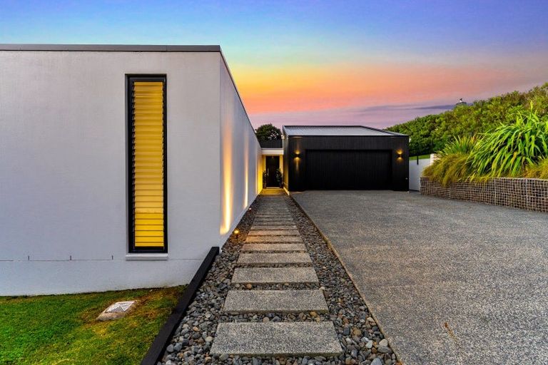 Photo of property in 53 Freshfields Road, Waimauku, 0812