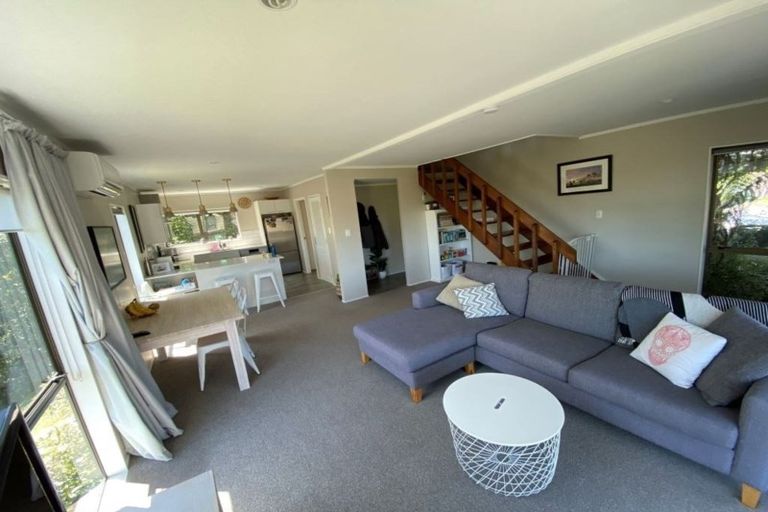 Photo of property in 1/82 Stott Avenue, Birkdale, Auckland, 0626