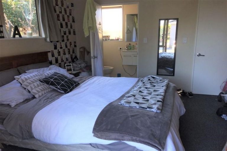 Photo of property in 36 Suva Street, Upper Riccarton, Christchurch, 8041