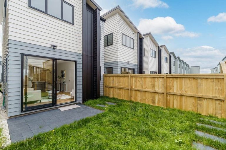 Photo of property in 21 Bei Road, Papakura, 2110