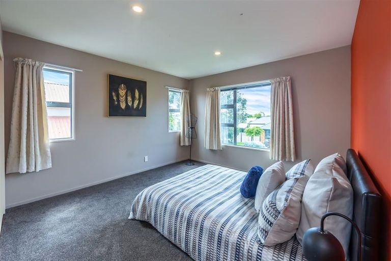 Photo of property in 4 Wedmore Close, Burwood, Christchurch, 8083