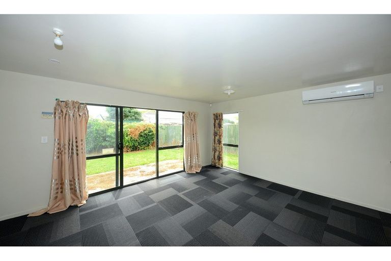 Photo of property in 6a Bellbrook Crescent, Shirley, Christchurch, 8013