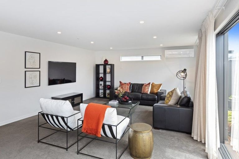 Photo of property in 28 Glenturret Drive, Casebrook, Christchurch, 8051