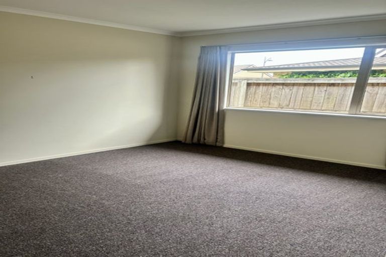 Photo of property in 3 Reeves Road, Rangiora, 7400