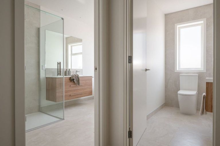 Photo of property in 98 Omahina Street, Raglan, 3225