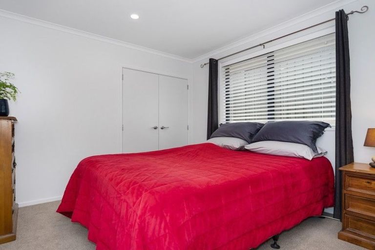 Photo of property in 72 Sentinel Avenue, Omokoroa, 3114