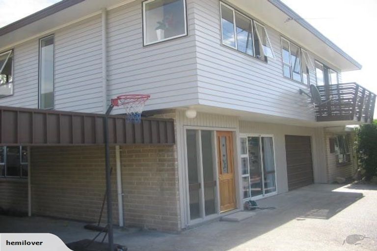 Photo of property in 15a Craddock Street, Waterloo, Lower Hutt, 5011