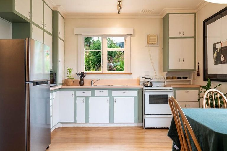 Photo of property in 16 Castlewood Road, Company Bay, Dunedin, 9014