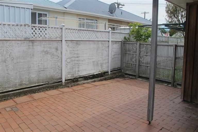 Photo of property in 33 Eastbourne Street, Caversham, Dunedin, 9012