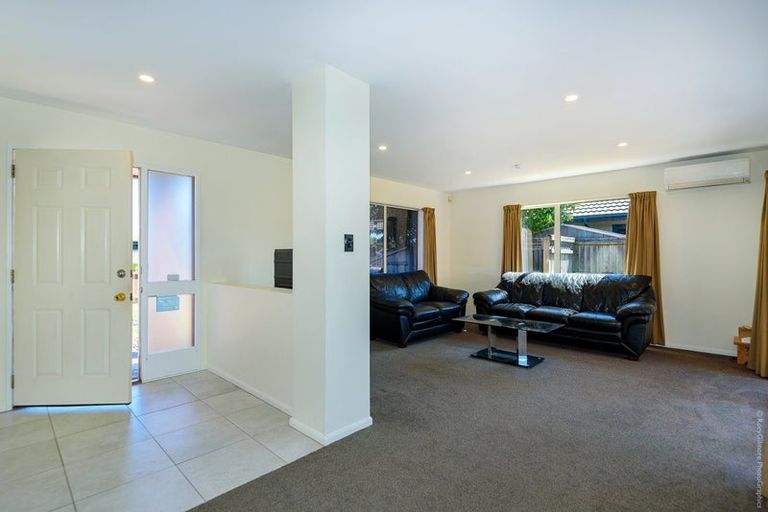 Photo of property in 56 Beach Road, North New Brighton, Christchurch, 8083