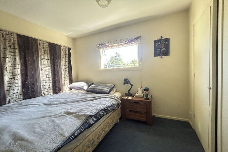 Photo of property in 425 Avonhead Road, Avonhead, Christchurch, 8042