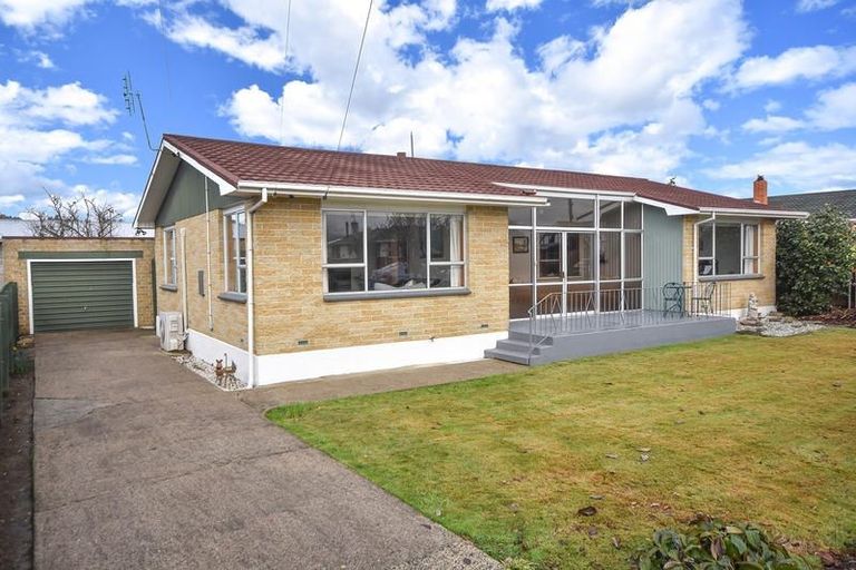 Photo of property in 28 Thames Street, Mosgiel, 9024